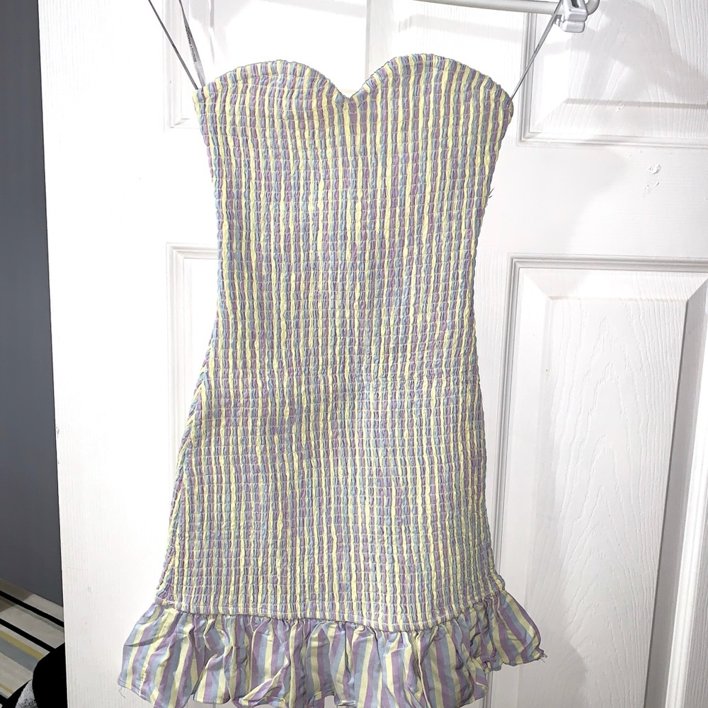 Lovers and Friends Smocked Dress XS - Picture 3 of 7